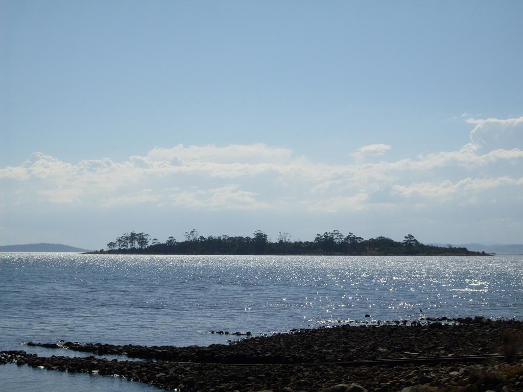 Four Seasons Waterfront Villas Taranna Quarto foto